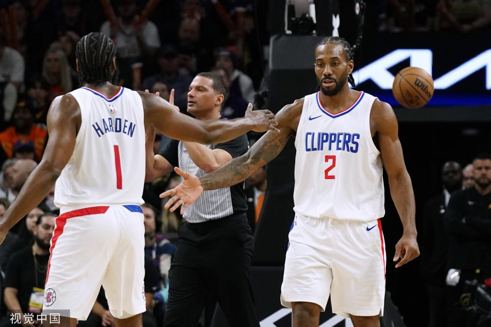 他在球队战 他在球队战